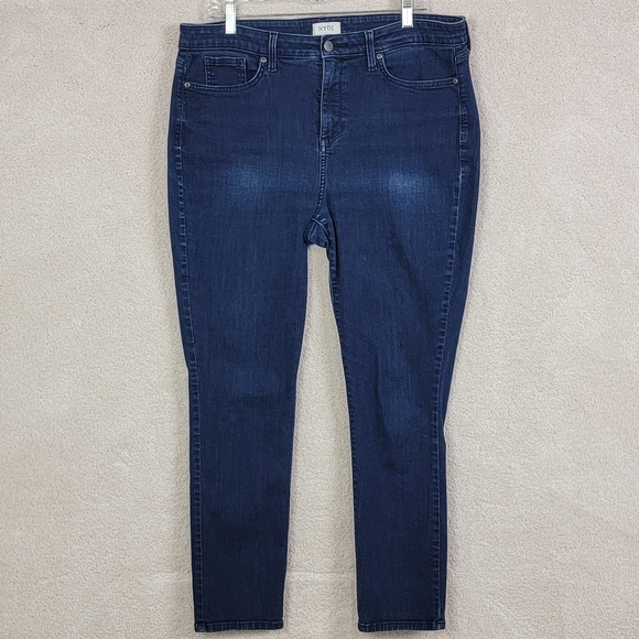 NYDJ High Rise Straight Leg LiftXTuck Technology Denim Blue Jeans Sz 16 PLUS - Picture 1 of 13